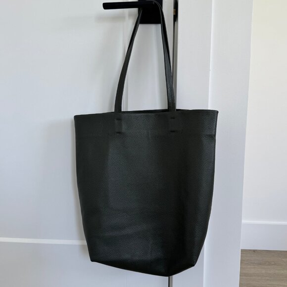 Cuyana Tall Easy Tote - Picture 2 of 5